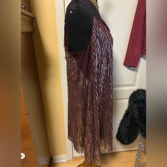 NWT Torrid Burgundy/ Gold Sequin dress - Picture 3 of 13